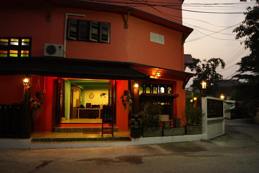The Corner Inn Chiang Mai Exterior photo
