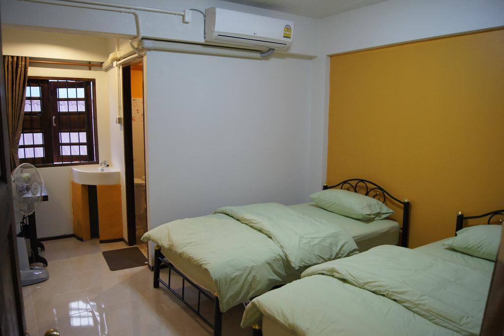 The Corner Inn Chiang Mai Room photo