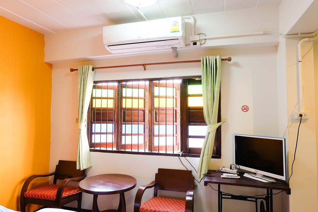 The Corner Inn Chiang Mai Exterior photo